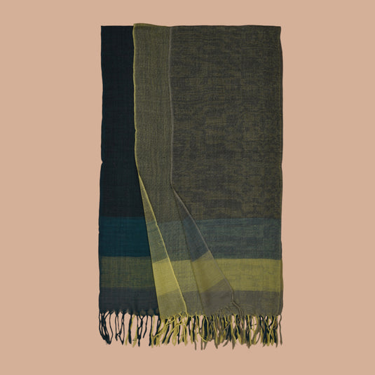 WOOLEN STOLE