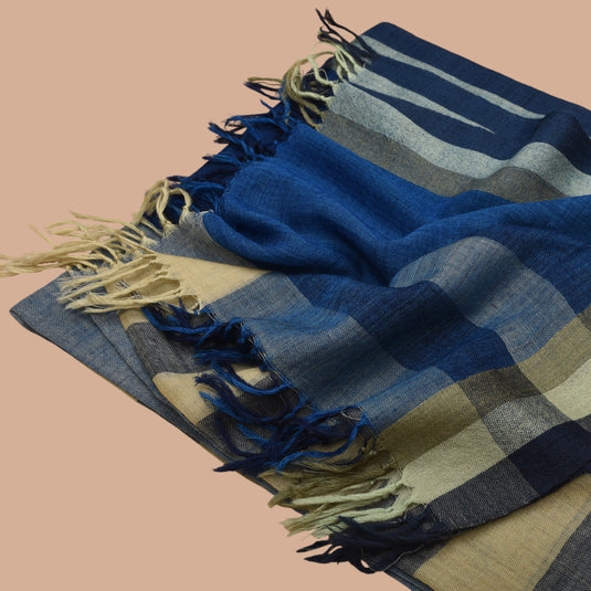 WOOLEN STOLE