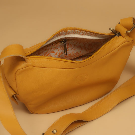 SHOULDER BAG