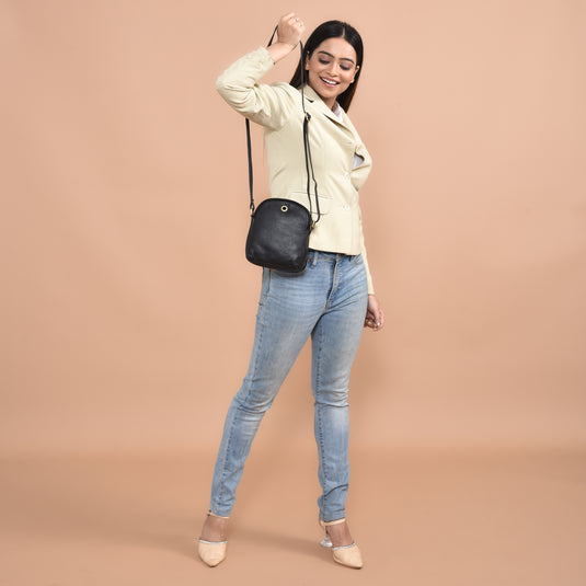 CROSS BODY BAG