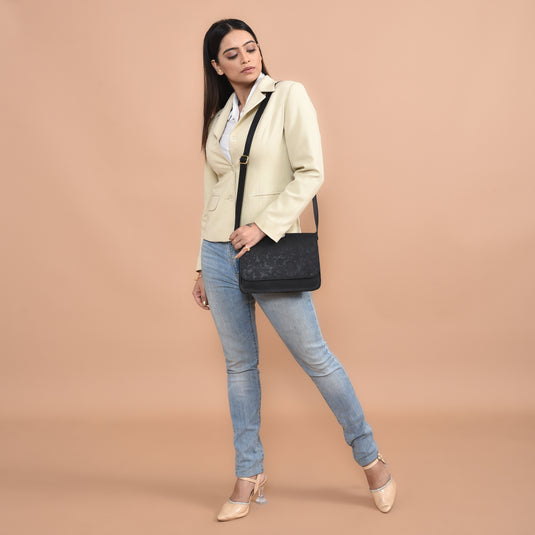SHOULDER BAG