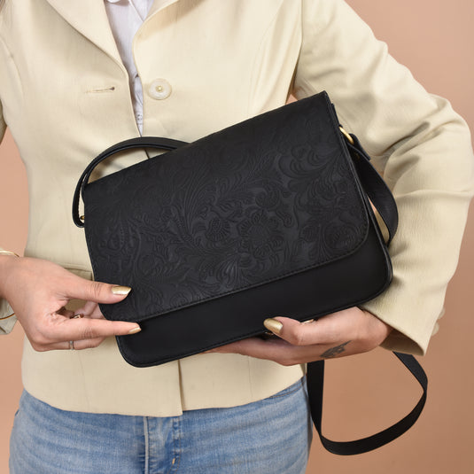 SHOULDER BAG