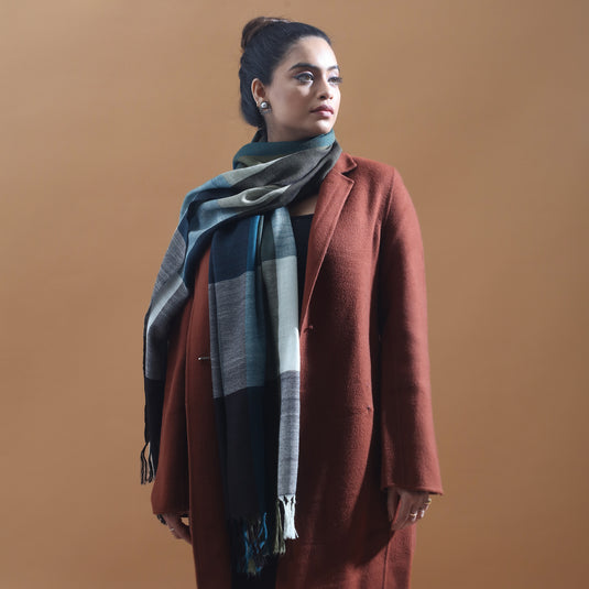 WOOLEN STOLE