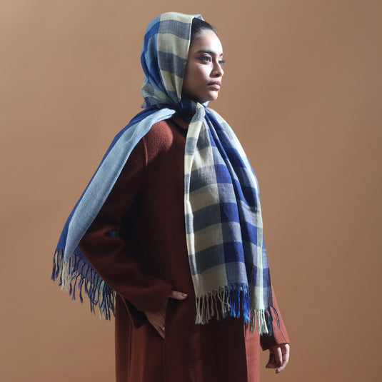 WOOLEN STOLE
