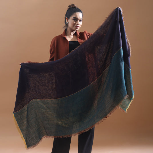 WOOLEN STOLE