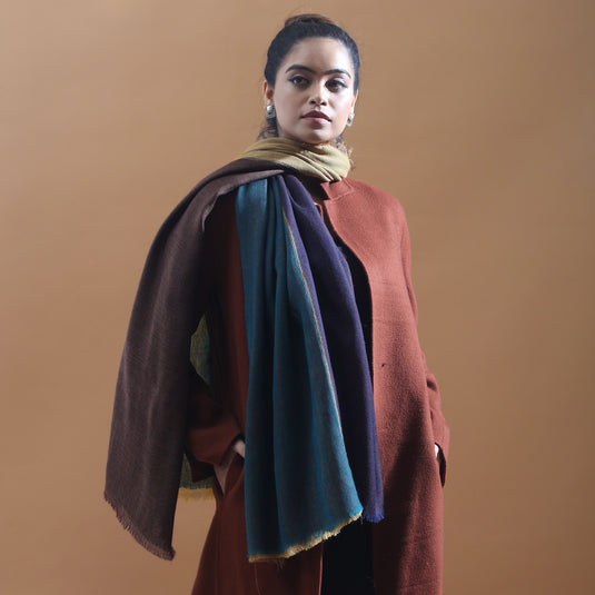 WOOLEN STOLE